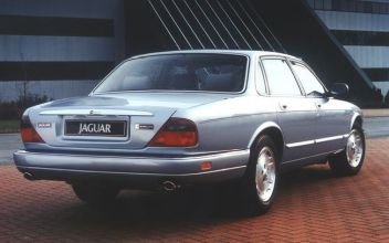 1994 Jaguar XJ (X300)